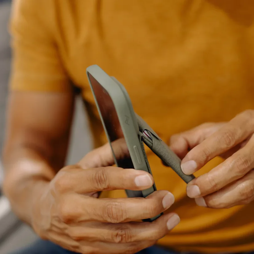 Peak Design Mobile Wallet Stand - Sage