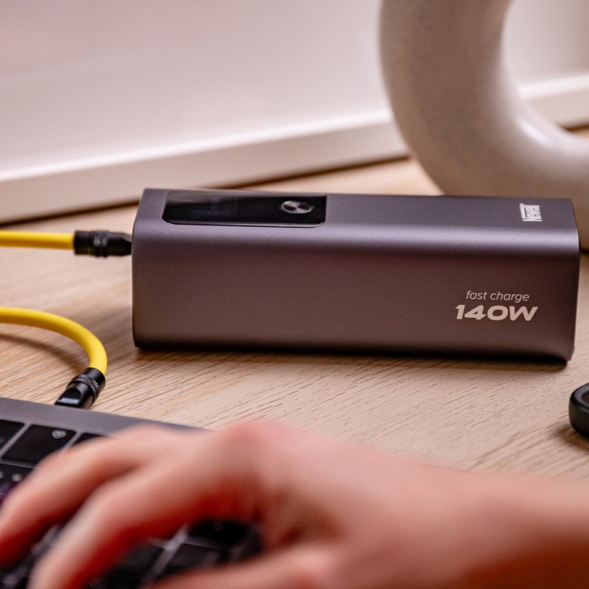 Newell Vayu 27000 mAh PD 140 W - powerbanka