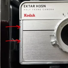 Kodak EKTAR H35N Half Frame Film Camera Striped Silver - kosmetická vada (malý škrábanec)