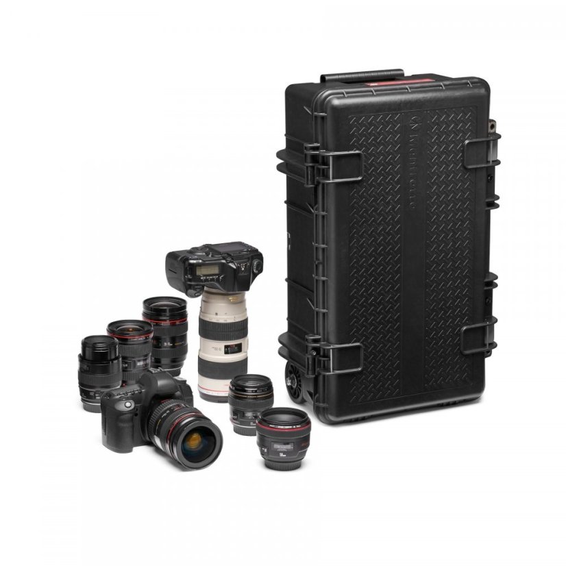 Manfrotto ProLight Reloader Tough-55 HighLid carry-on camera rollerbag