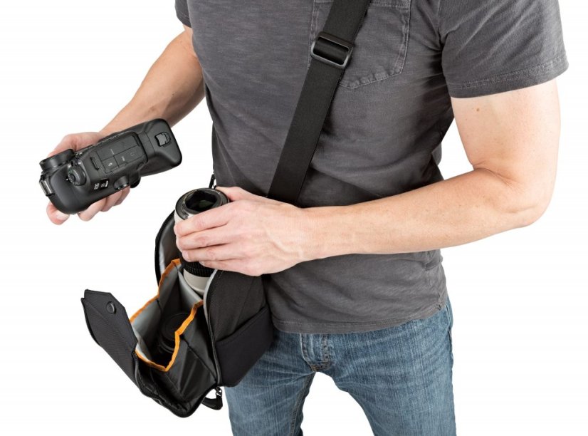Lowepro ProTactic Lens Exchange200AW b