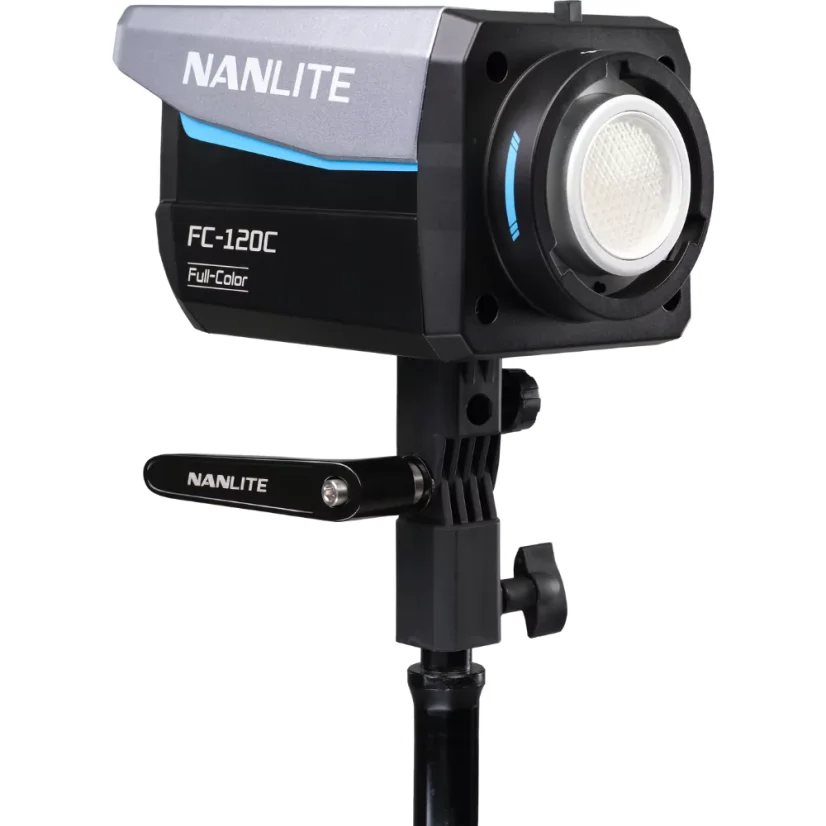Nanlite FC-120C LED RGBW bodové světlo