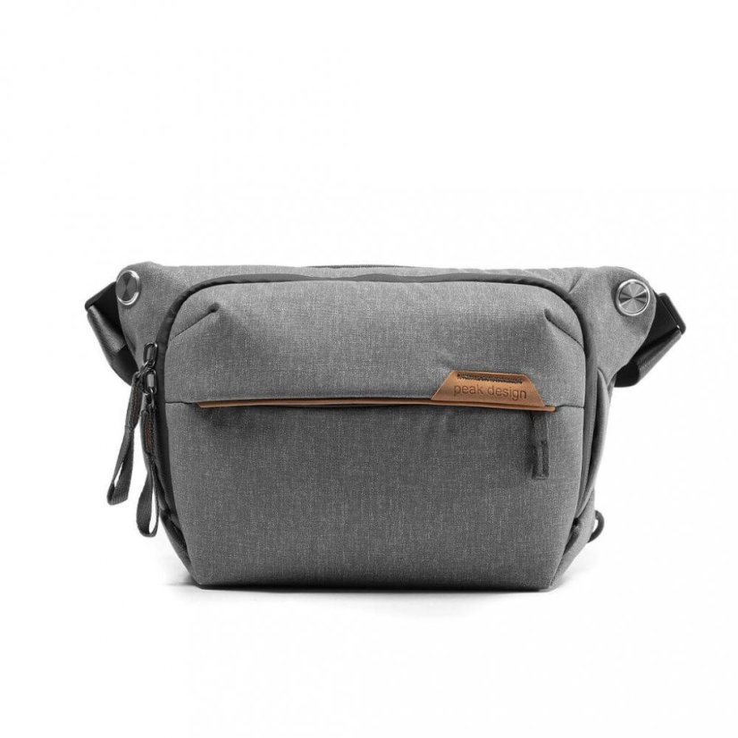 Peak Design Everyday Sling 3L v2 - Ash - světle šedá