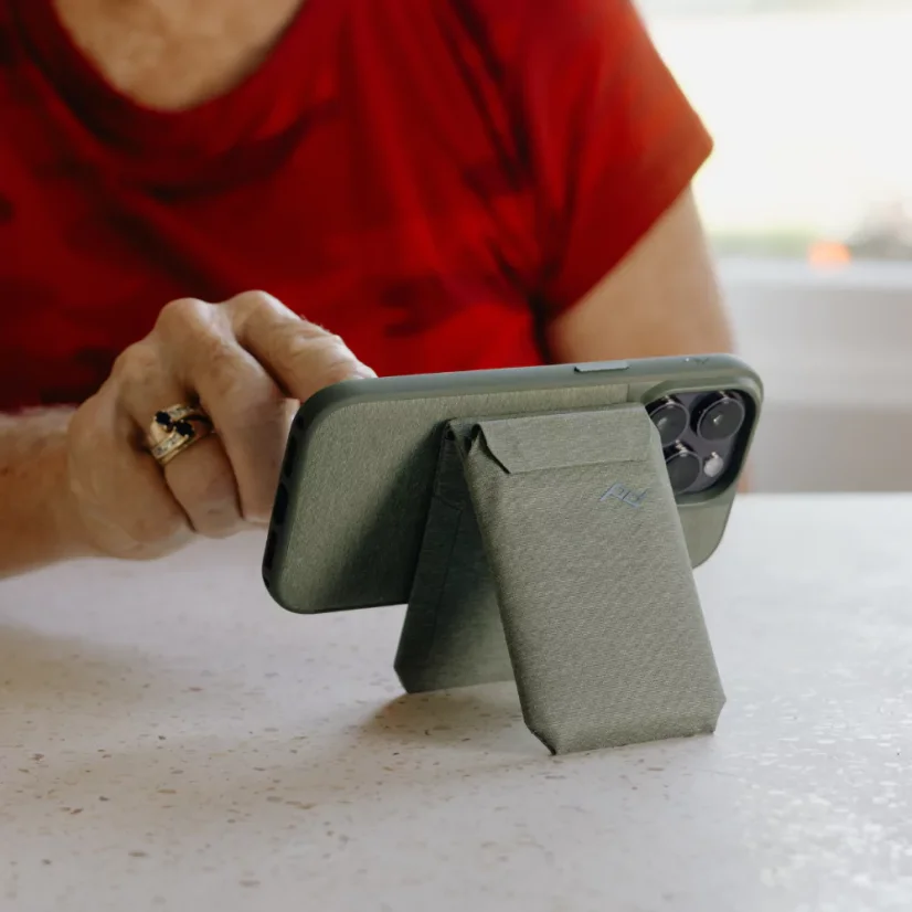 Peak Design Mobile Wallet Stand - Sage