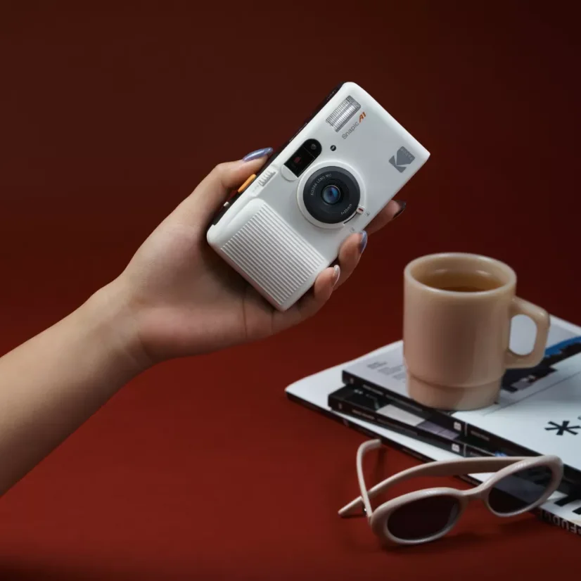 Kodak Snapic A1 Ivory White (slonovinová bílá) - analogový fotoaparát