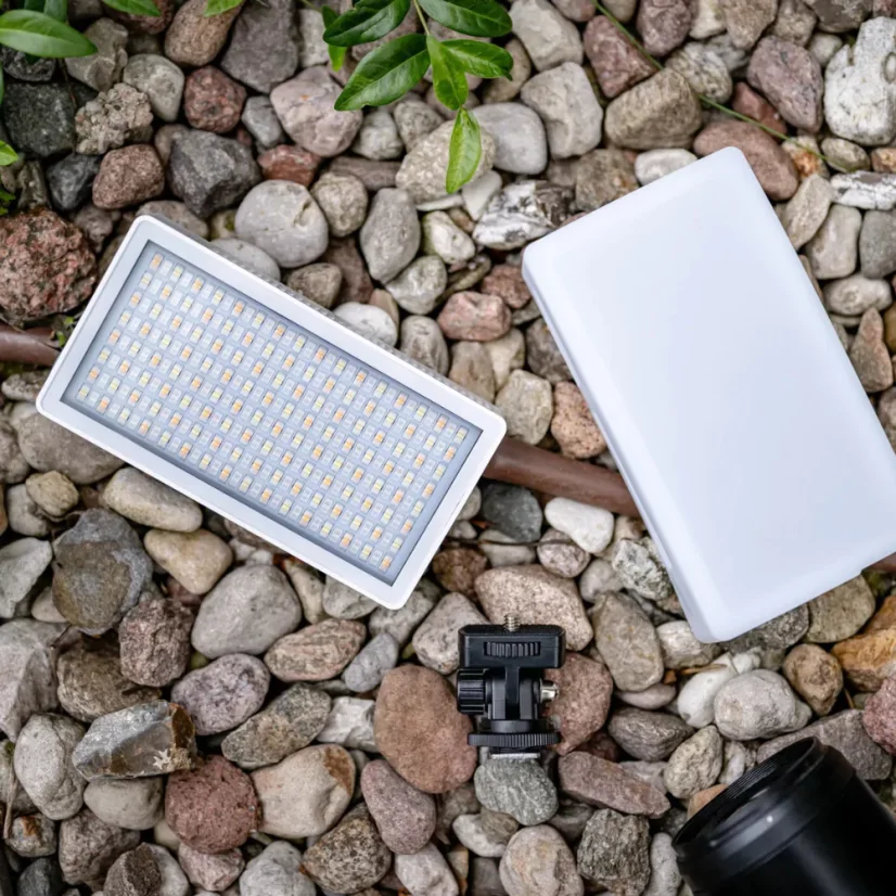 Newell Arya RGB LED Light 40 W - kompaktní RGB světlo s efekty