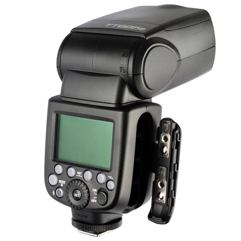 Godox TT685O – systémový blesk pro Olympus