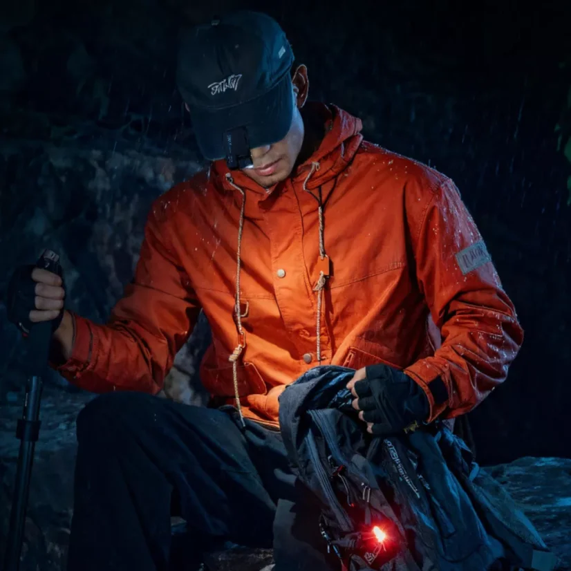 SmallRig 5710 Thumb EDC - magnetické RGB LED světlo