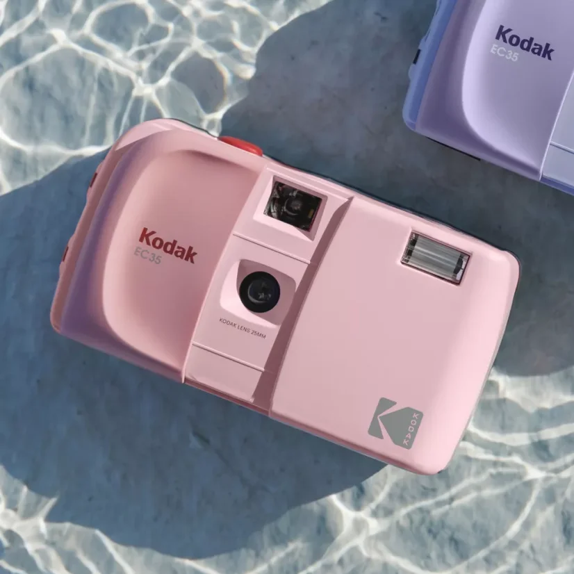 Kodak EC35 Blush Pink (růžová) + Kodak UltraMax 400 (24 snímků) - analogový fotoaparát
