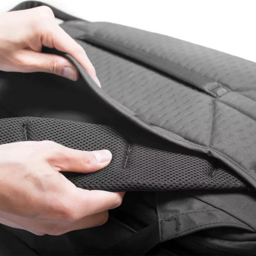 Peak Design Travel Backpack 45L Black - černá
