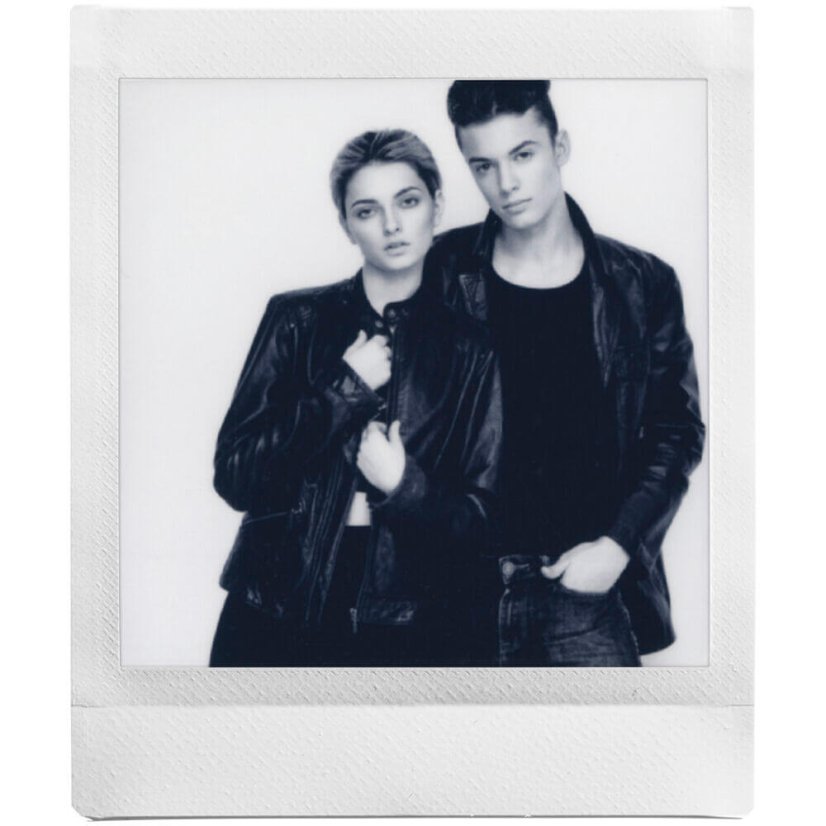 Fujifilm Instax Square Monochrome film