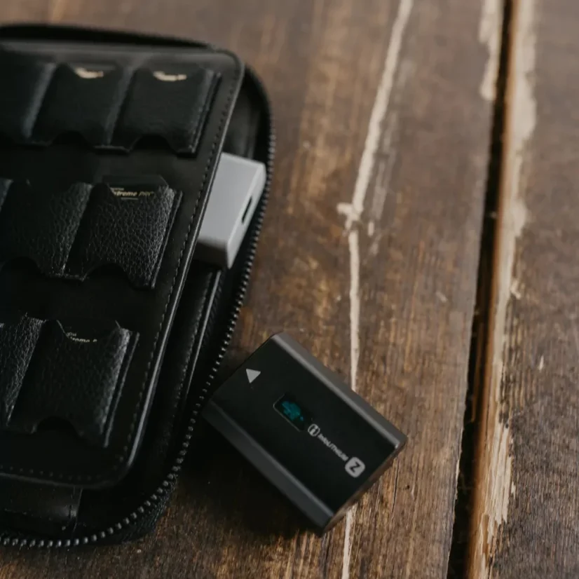 Loulex SD Wallet Black - Pěněženka SD karet černá