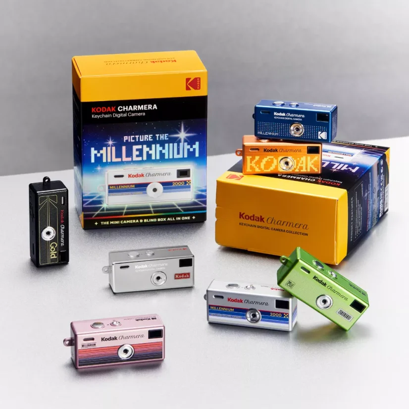 Kodak Charmera Millennium Keychain Digital Camera Blind Box - digitální fotoaparát přívěšek (náhodný design)