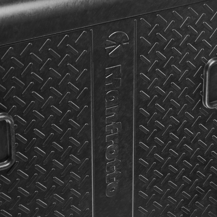 Manfrotto ProLight Reloader Tough-55 HighLid carry-on camera rollerbag