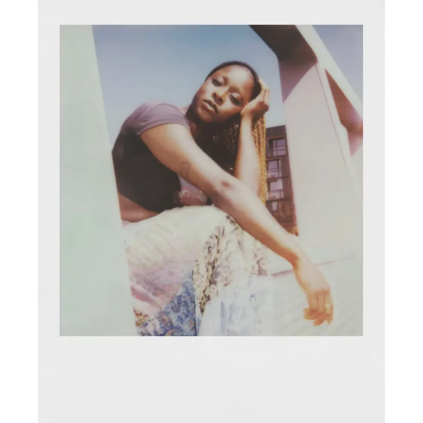 Polaroid Now (Gen 3) Pebble White Starter Set (Fotoaparát + 1 film)