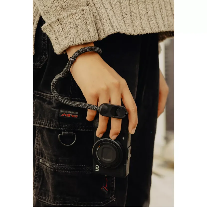 Peak Design Cuff Rope Black (černá) - zápěstní poutko