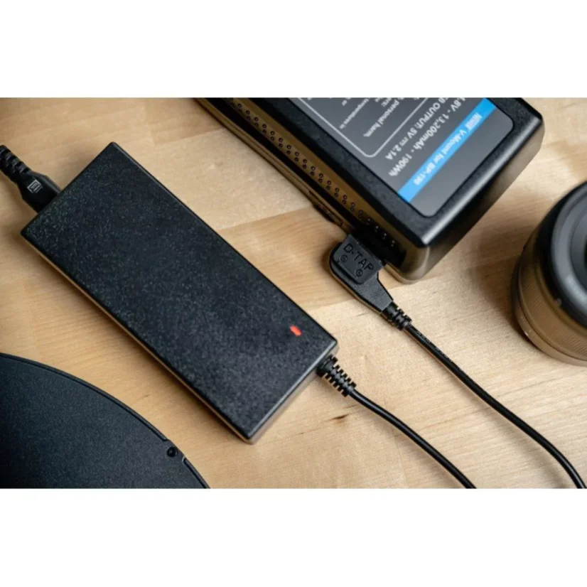 Newell D-Tap nabíječka pro V-Mount baterie