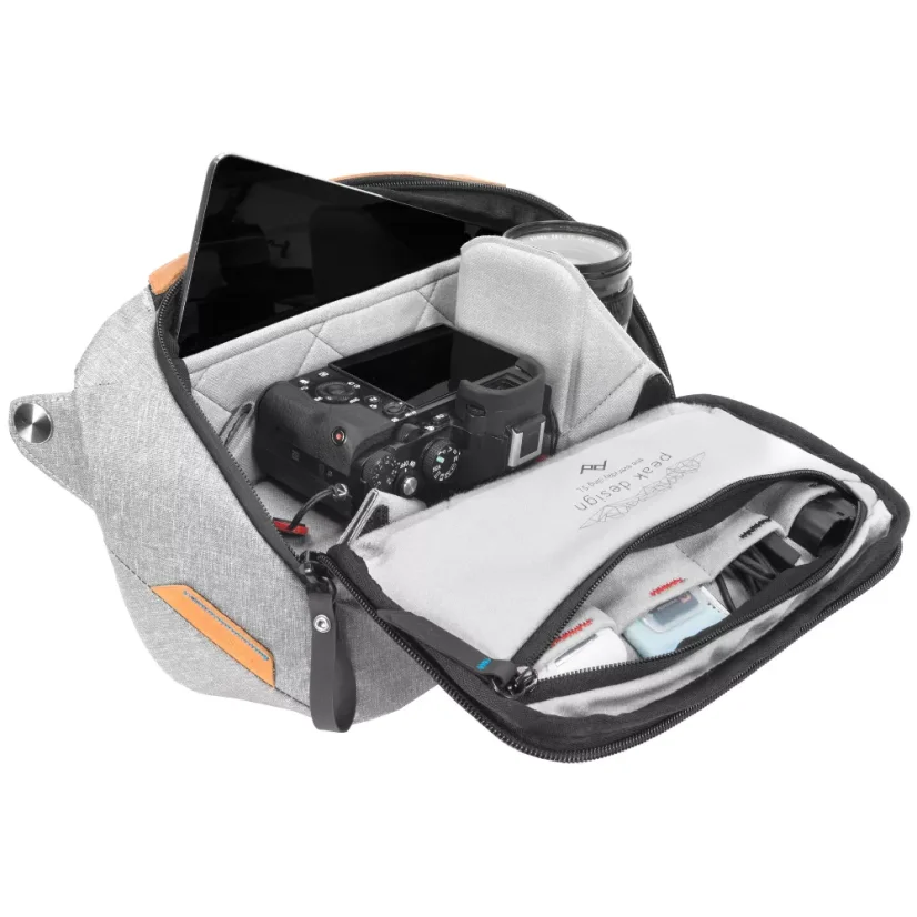 Peak Design Everyday Sling 5L Ash - světle šedá