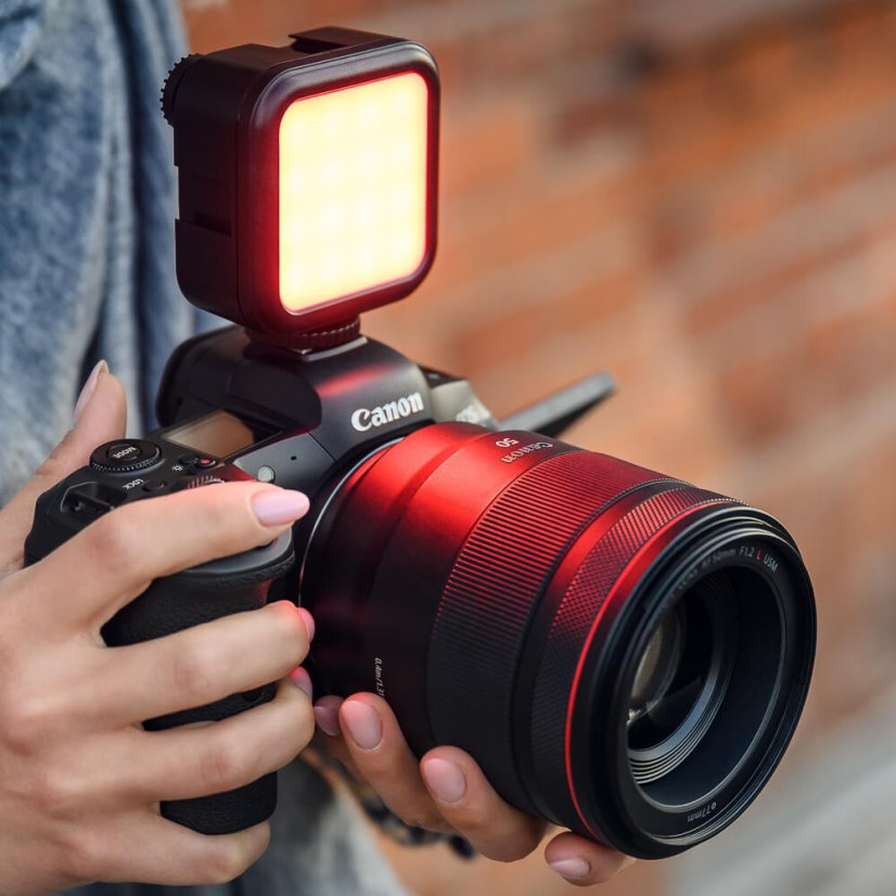 Newell Rangha Nano RGB-W LED světlo