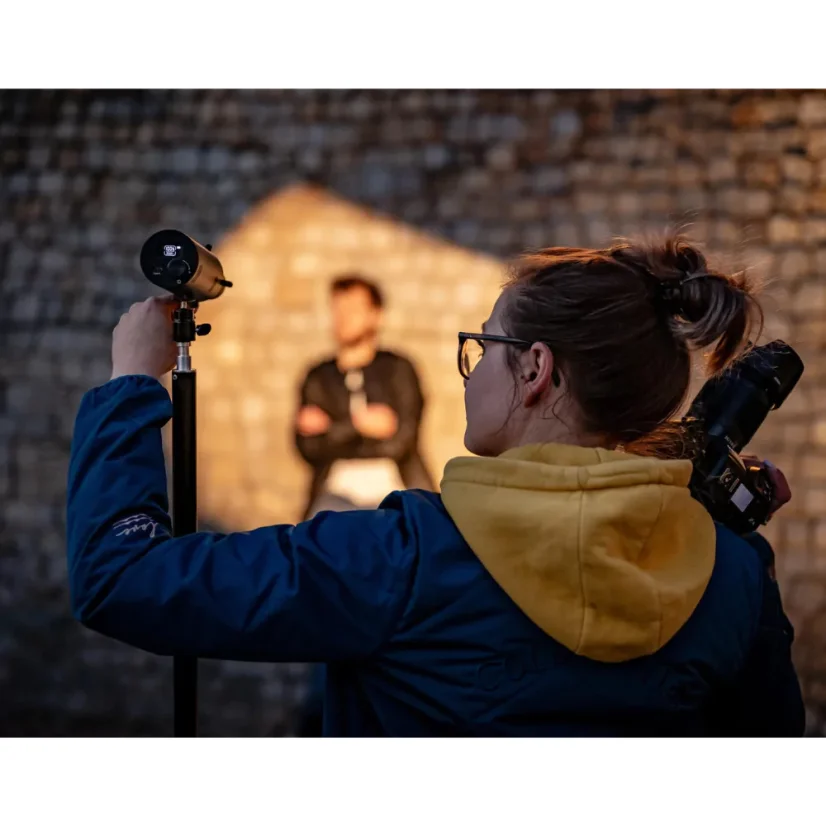 Newell Perseo Mini Optical LED Snoot – kompaktní efektové světlo s gobo filtry