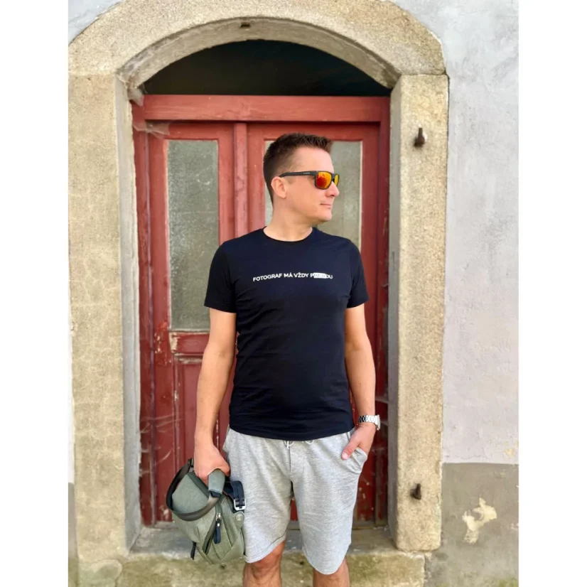 Tričko RAW - Barva: Černá, Pro: Pány, Velikost: M